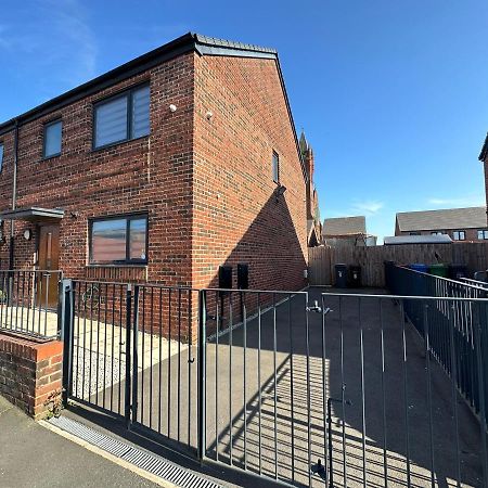 House In Manchester Exterior foto